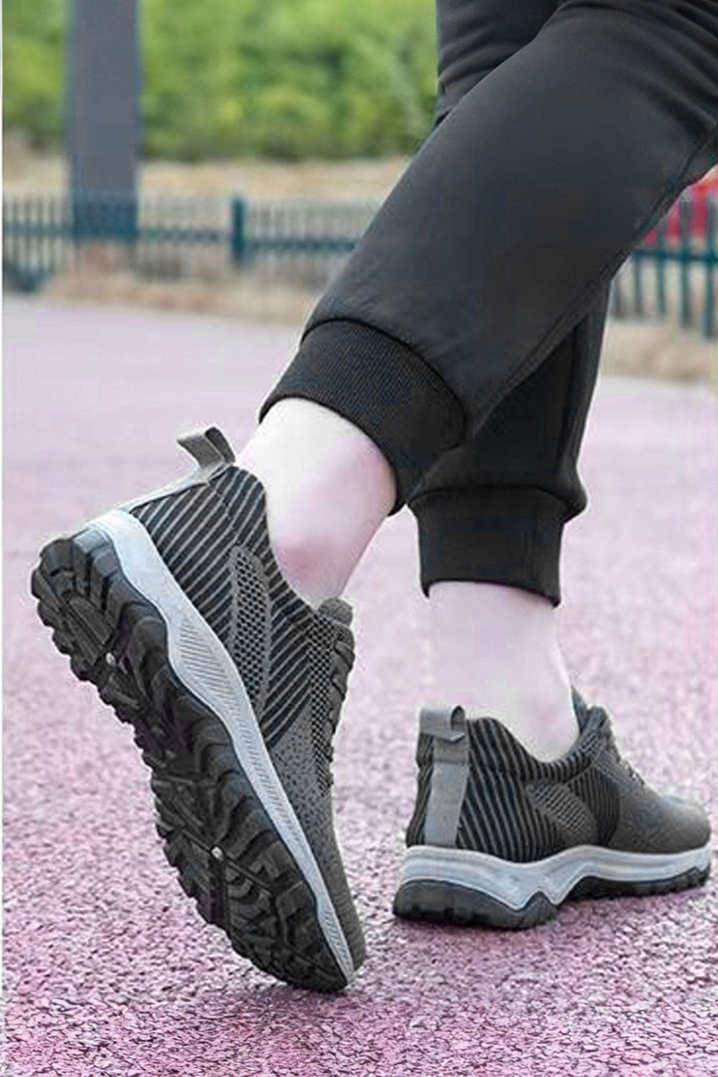 Sport Men's Fashionable Lightweight Mesh Comfort Shoes